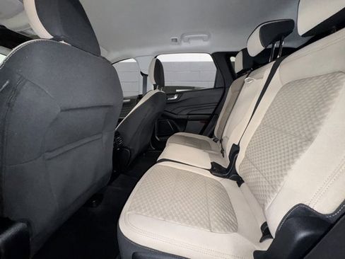 Used 2021 Ford Escape SE w/ Convenience Package image 11