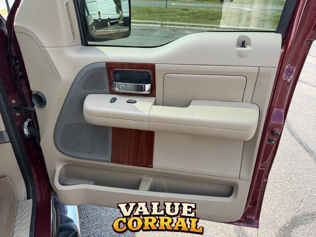 Used 2006 Ford F150 Lariat AWD/4WD image 16