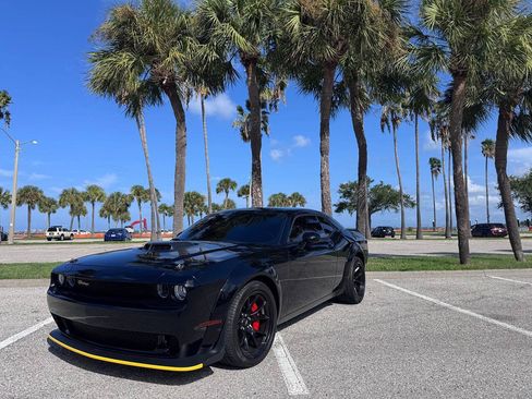 Used 2023 Dodge Challenger R/T Scat Pack RWD image 2