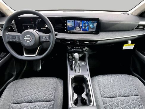 Certified 2026 Nissan Kicks SV FWD image 14