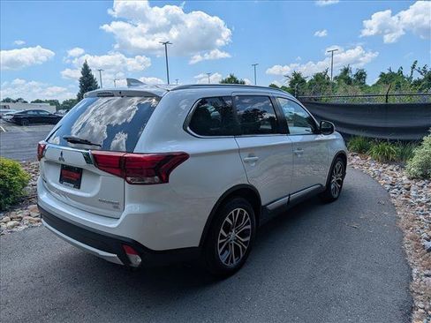Used 2017 Mitsubishi Outlander SEL FWD image 5