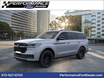 New 2026 Lincoln Navigator Reserve w/ Jet Appearance Package