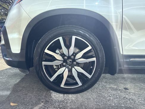 Used 2019 Honda Pilot Elite image 8