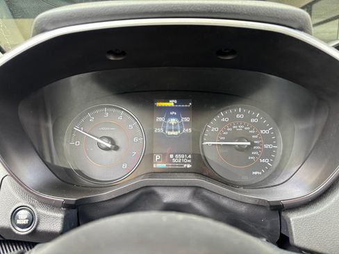 Used 2019 Subaru Crosstrek 2.0i Premium w/ Eyesight System image 23