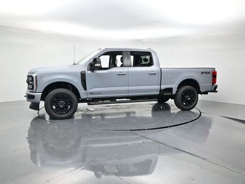 New 2026 Ford F250 Lariat w/ Black Appearance Package AWD/4WD image 7