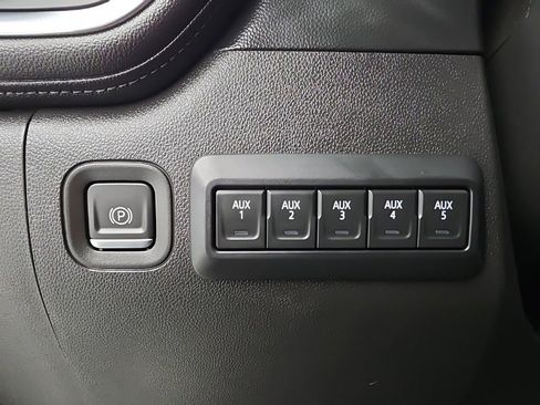 Used 2021 GMC Sierra 2500 Denali w/ Denali Ultimate Package image 31