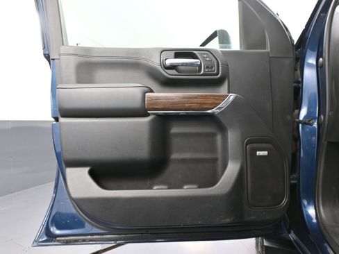 Used 2022 Chevrolet Silverado 2500 High Country w/ Z71 Off-Road Package image 22