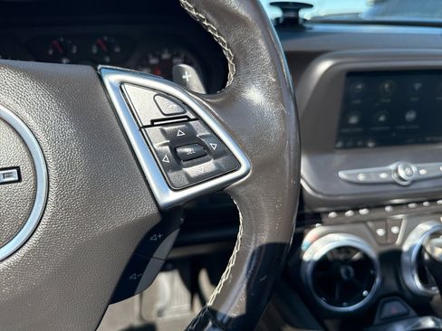 Used 2019 Chevrolet Camaro LT image 17