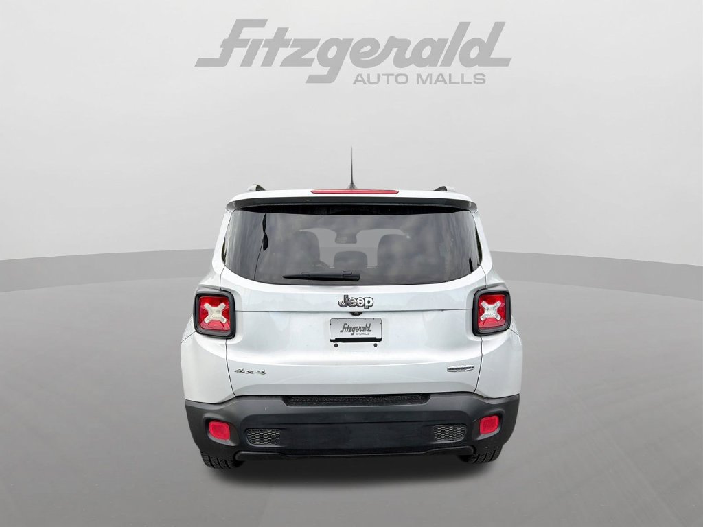 Used 2015 Jeep Renegade Latitude AWD/4WD image 7
