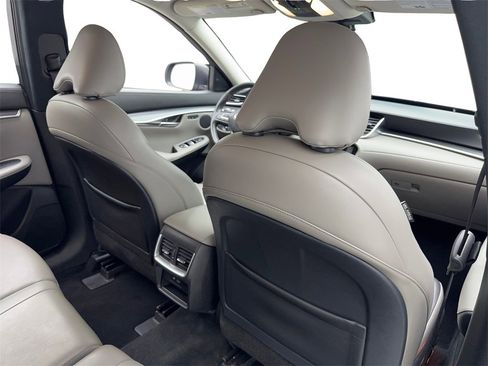 Used 2024 INFINITI QX50 Luxe image 41