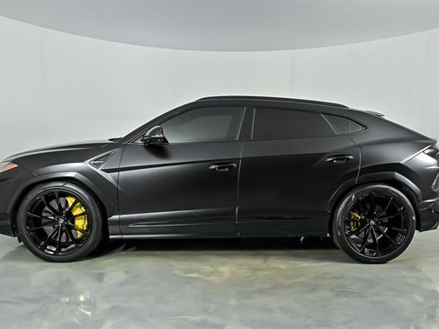 Used 2019 Lamborghini Urus AWD/4WD image 6