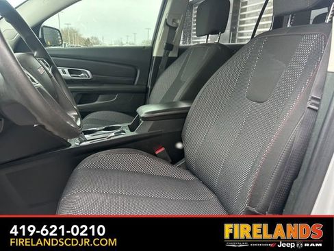 Used 2017 GMC Terrain SLE image 21
