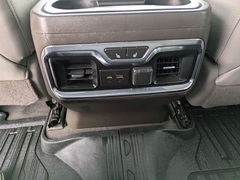 Used 2020 GMC Sierra 1500 SLT image 16