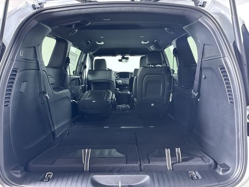 New 2026 Chrysler Voyager LX image 6