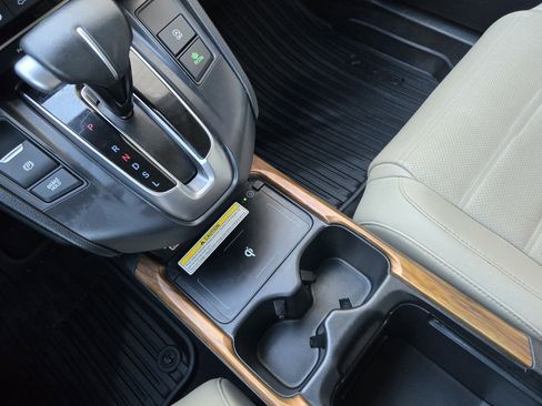 Used 2022 Honda CR-V Touring image 15