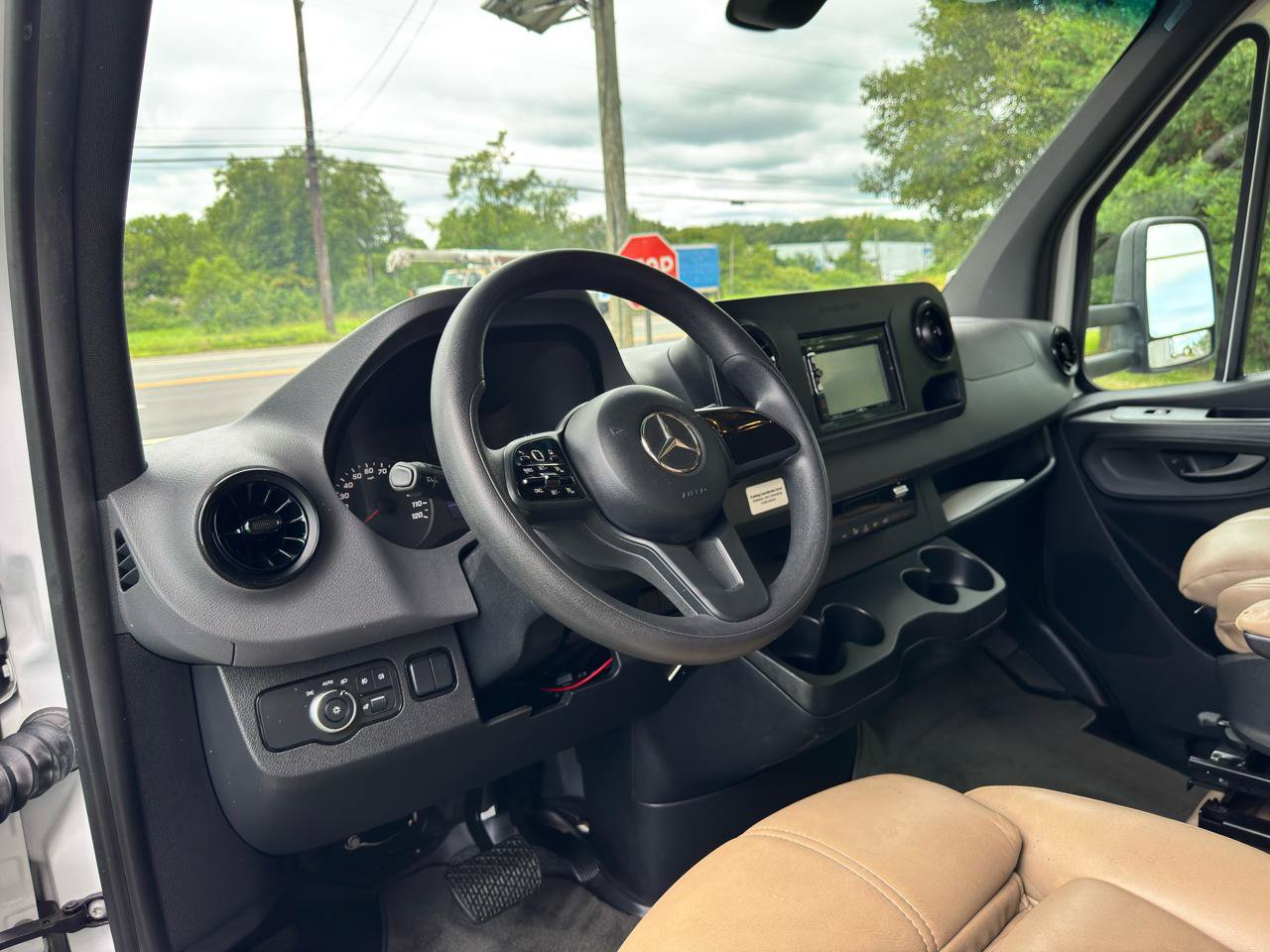 Used 2019 Mercedes-Benz Sprinter 170 image 16