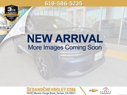 Used 2025 Nissan Kicks SV w/ SV Premium Package FWD image 1