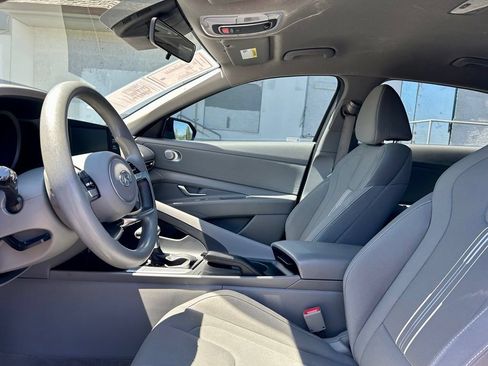 Used 2023 Hyundai Elantra SEL w/ Cargo Package FWD image 10
