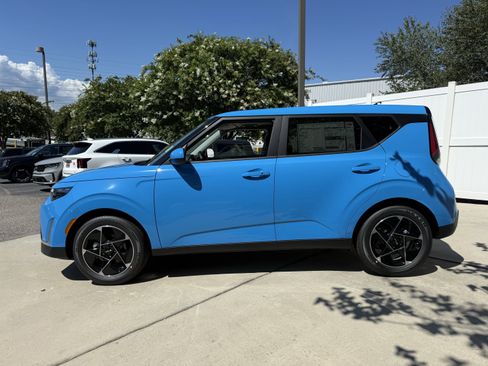 New 2025 Kia Soul EX image 4