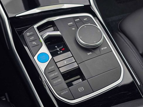 Used 2023 BMW i4 eDrive40 image 36