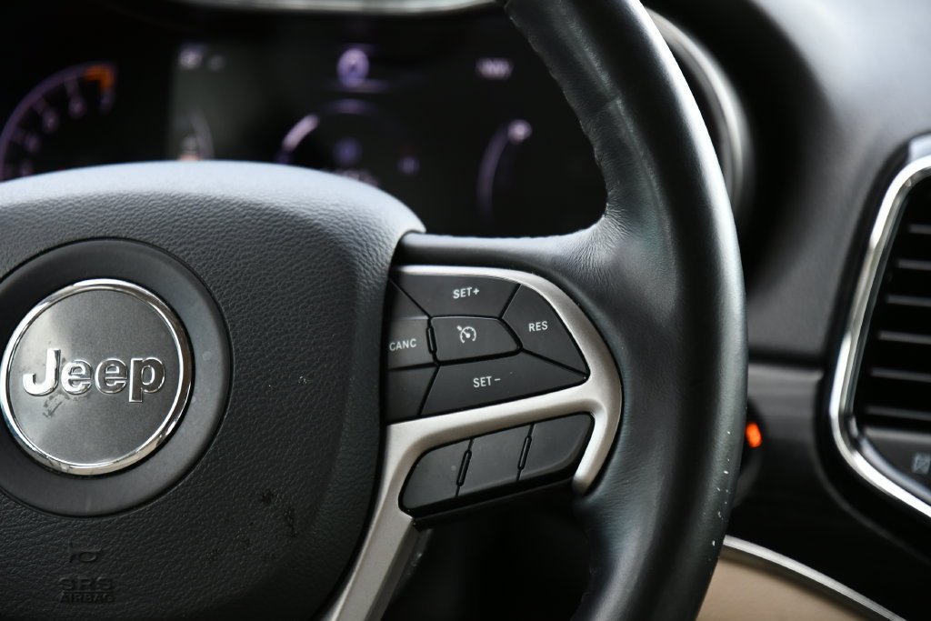 Used 2019 Jeep Grand Cherokee Limited w/ Luxury Group II AWD/4WD image 27