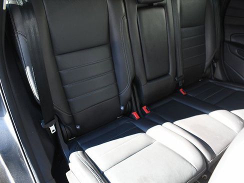 Used 2016 Ford Escape SE image 28