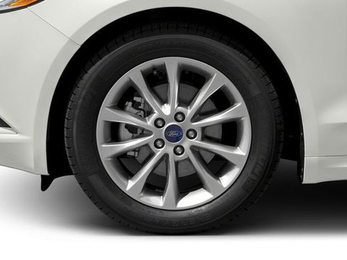 Used 2018 Ford Fusion S FWD image 11