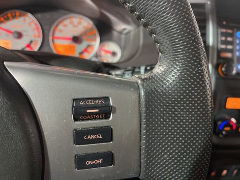 Used 2015 Nissan Frontier PRO-4X w/ Pro-4x Luxury Package image 14