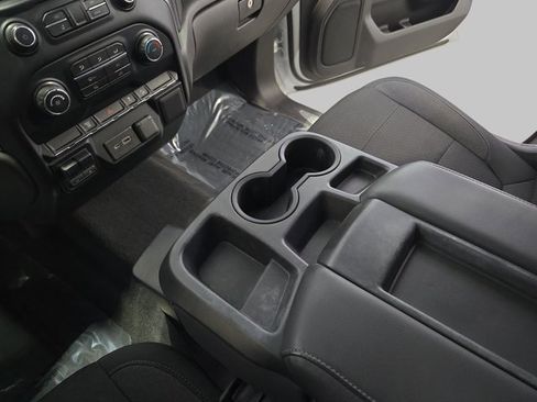 Used 2020 Chevrolet Silverado 2500 LT w/ Z71 Off-Road Package image 25