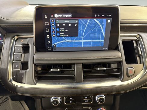 Used 2024 GMC Yukon AT4 w/ Technology Package AWD/4WD image 19