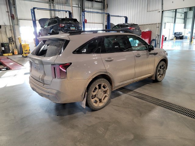 Used 2025 Kia Sorento X-Line EX AWD/4WD image 7