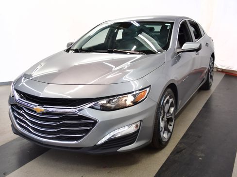 Used 2024 Chevrolet Malibu LT FWD image 4