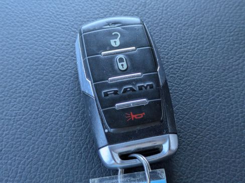 Used 2021 RAM 1500 Big Horn image 30