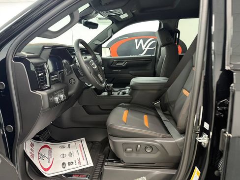 New 2026 GMC Sierra 1500 AT4 w/ Technology Package AWD/4WD image 8