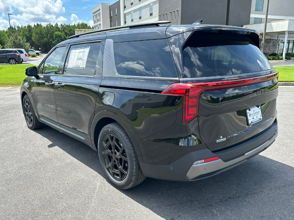 New 2027 Kia Carnival SX w/ Dark Edition Package FWD image 5