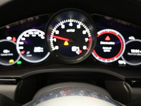 Used 2022 Porsche Cayenne GTS image 28