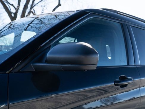 Used 2022 Ford Explorer Timberline image 11