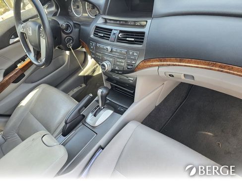 Used 2011 Honda Accord EX-L image 32