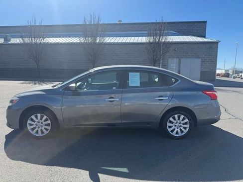 Used 2017 Nissan Sentra SV image 5