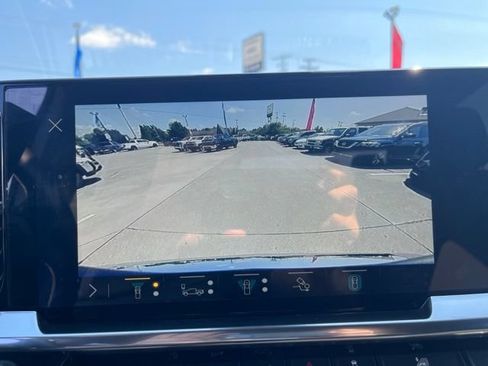 Certified 2025 Chevrolet Silverado 2500 LT w/ All Star Edition AWD/4WD image 18