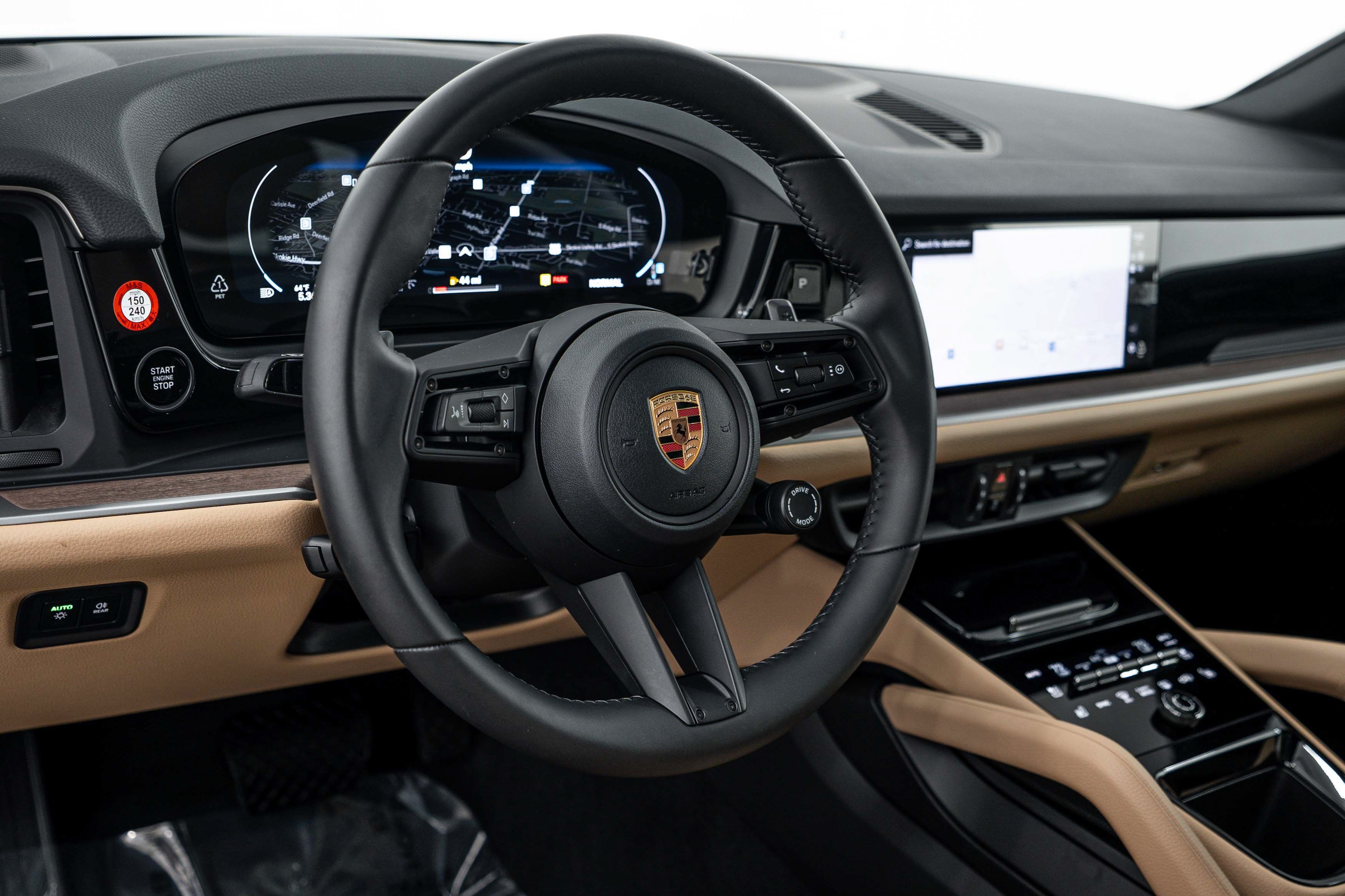 Certified 2026 Porsche Cayenne AWD/4WD image 14