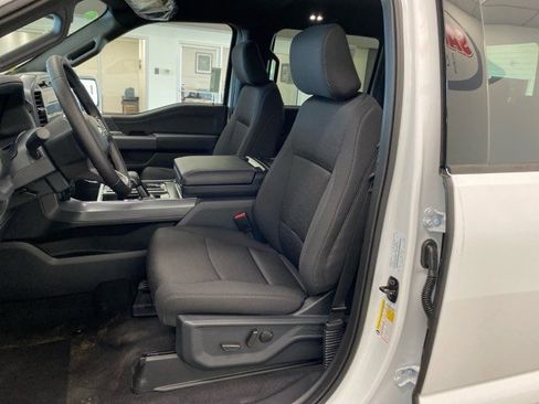 New 2025 Ford F150 XLT w/ Equipment Group 302A MID image 38