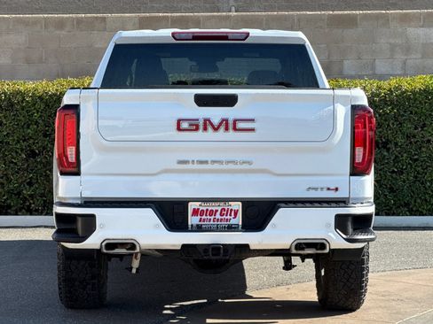 Certified 2025 GMC Sierra 1500 AT4 AWD/4WD image 5