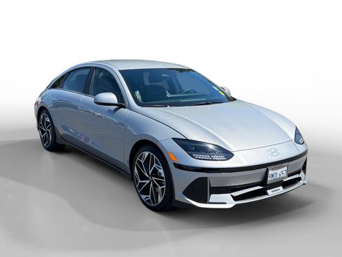 Used 2024 Hyundai Ioniq 6 SEL RWD image 7