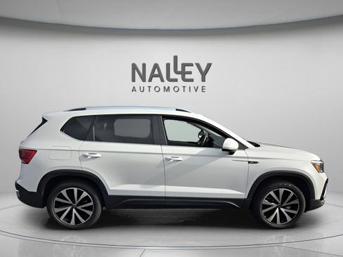Used 2022 Volkswagen Taos SE w/ IQ.Drive SE Package AWD/4WD image 7