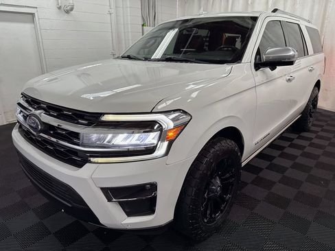 Used 2023 Ford Expedition Max Platinum AWD/4WD image 4