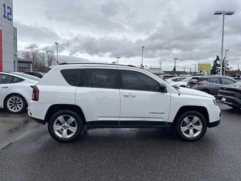 Used 2014 Jeep Compass Sport AWD/4WD image 8