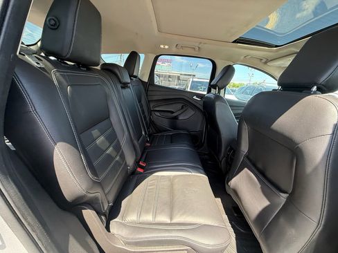 Used 2019 Ford Escape Titanium FWD image 21