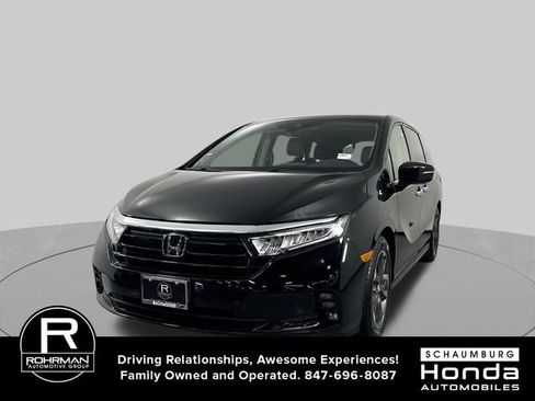 Used 2024 Honda Odyssey Elite image 2