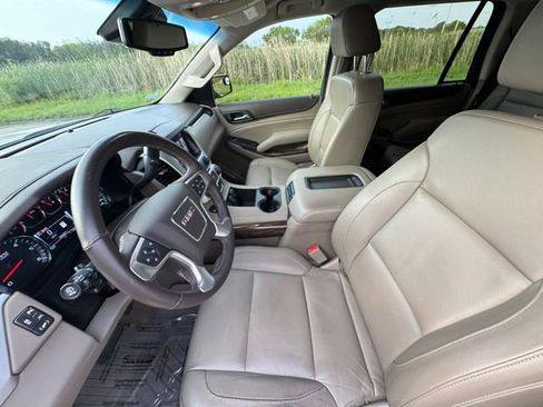Used 2018 GMC Yukon SLT image 28